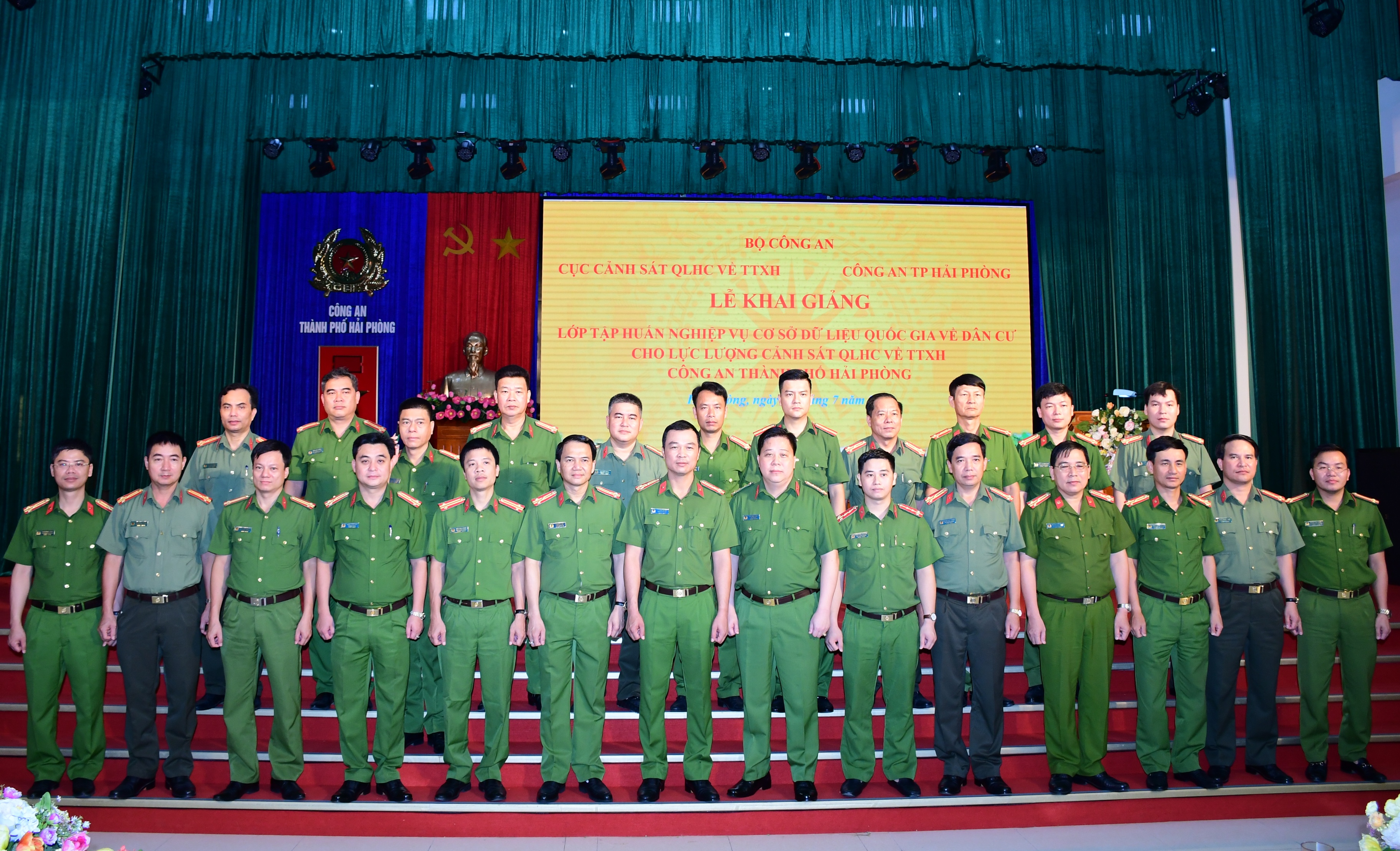 Tập huấn nghiệp vụ cơ sở dữ liệu quốc gia về dân cư